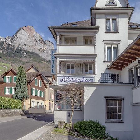 Hirschen Backpacker-Hotel&Pub Schwyz Exterior foto